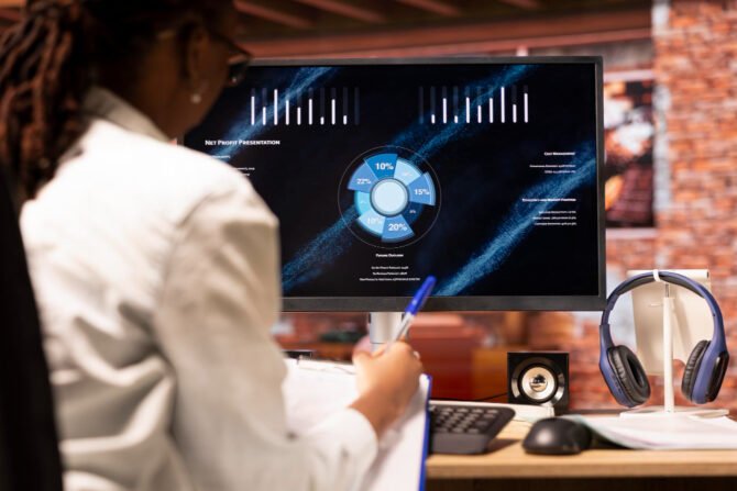 Who Can Benefit from AI for Market Research? 8 Teams That Gain the Most (2026)